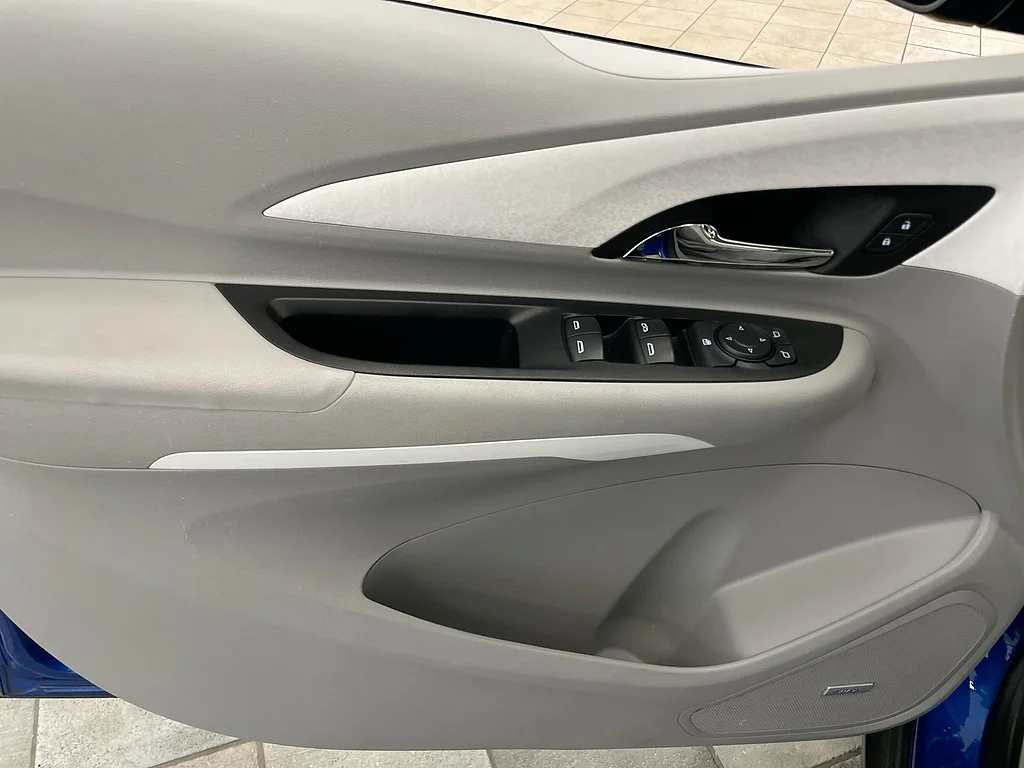 Used 2020 Kinetic Blue Metallic Chevrolet Premier image 20