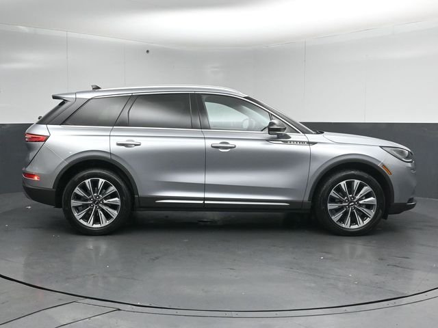 Used 2022 Silver Lincoln Reserve image 8