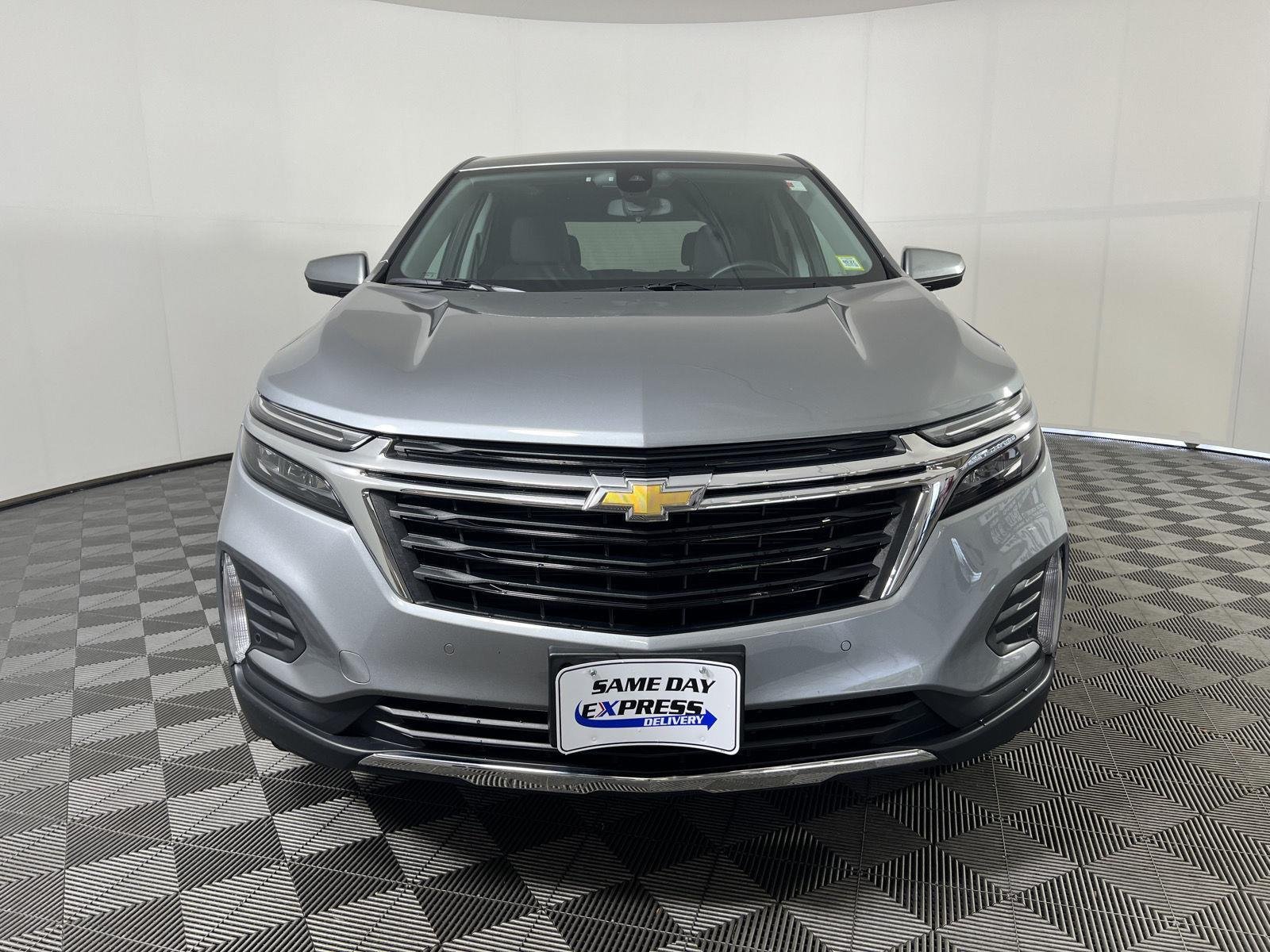 Used 2024 Sterling Gray Metallic Chevrolet LT image 26