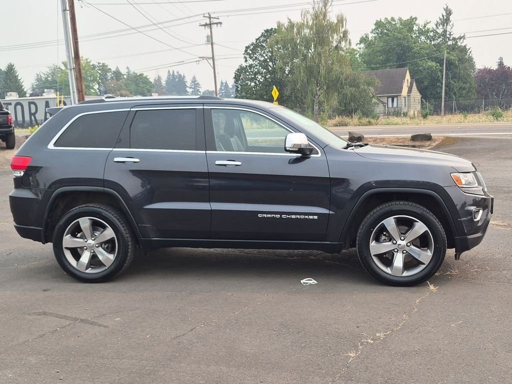 Used 2014 Maximum Steel Metallic Jeep Limited image 6