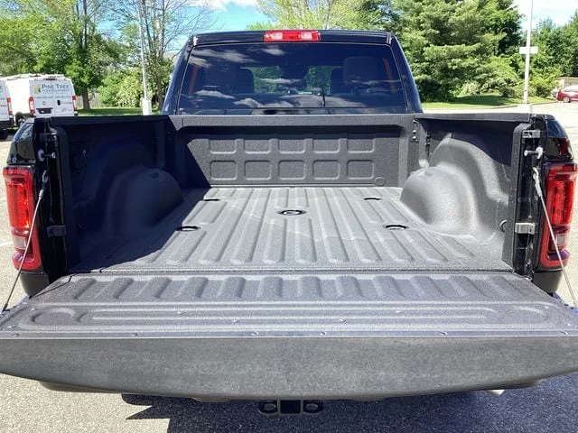 New 2026 Diamond Black Ram TRADESMAN CREW CAB 4X4 6