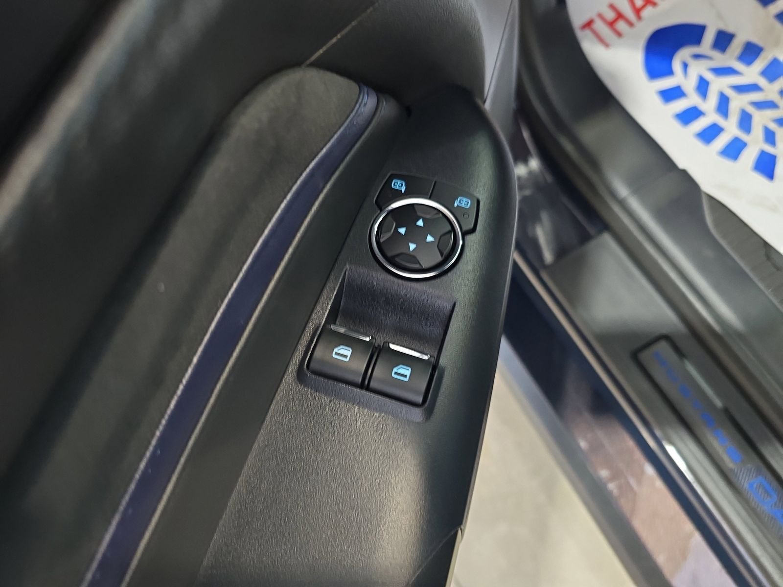 2025 Ford Mustang Dark Horse - Photo 10