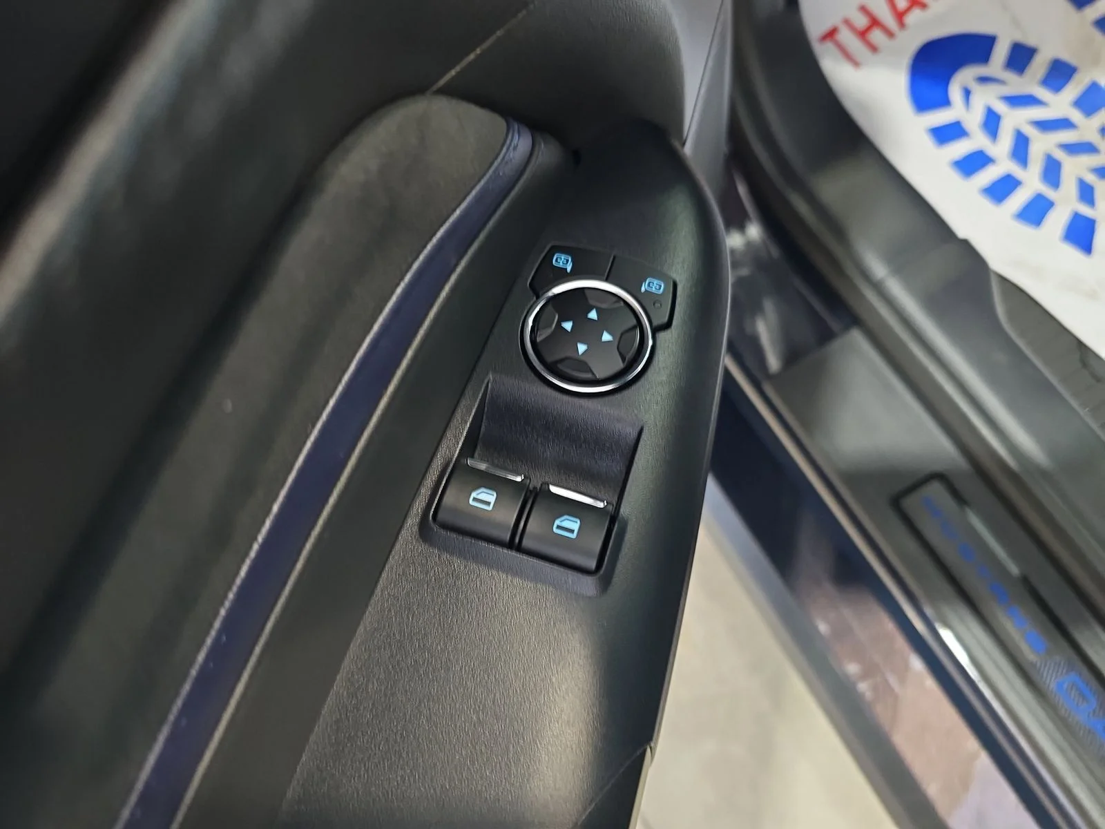 2025 Ford Mustang Dark Horse - Photo 10