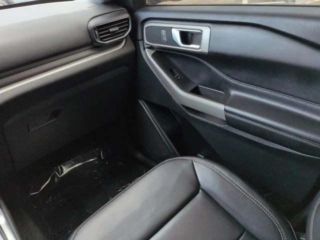 Used 2023 Gray Ford XLT image 17