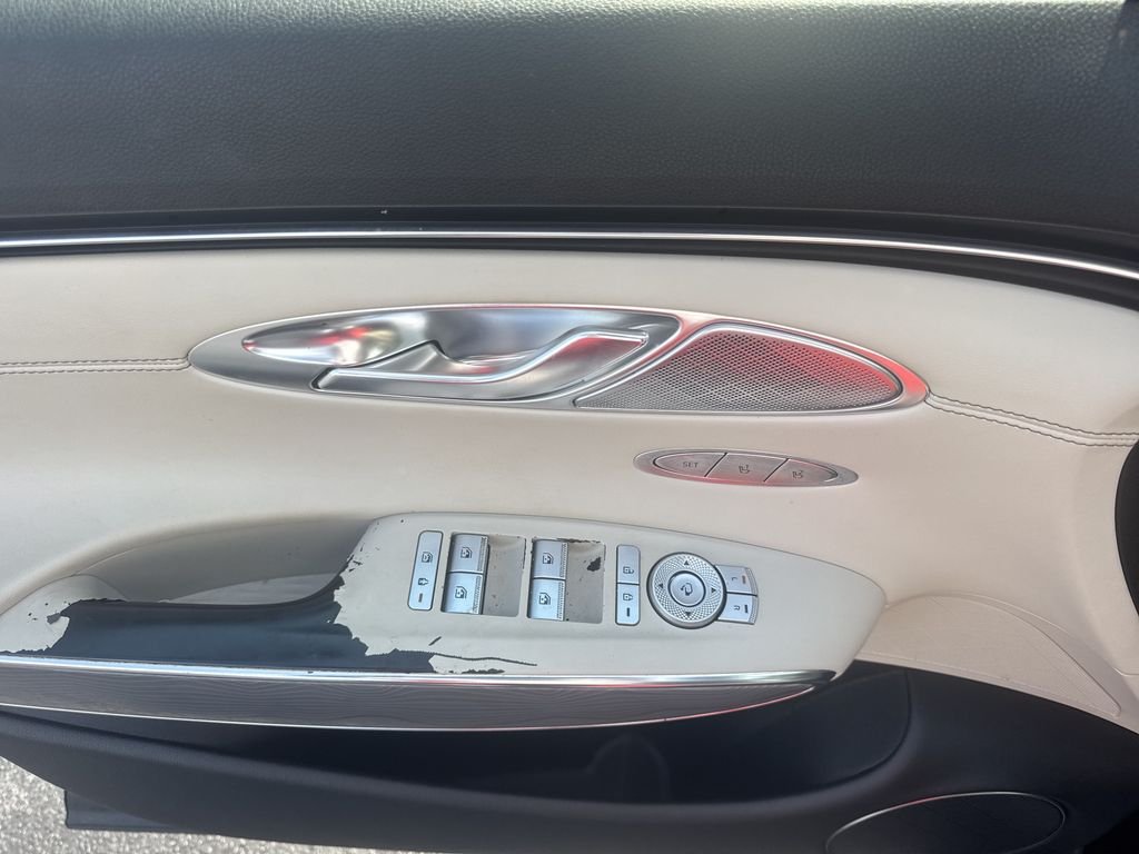 2023 GENESIS GV70 Standard - Photo 10