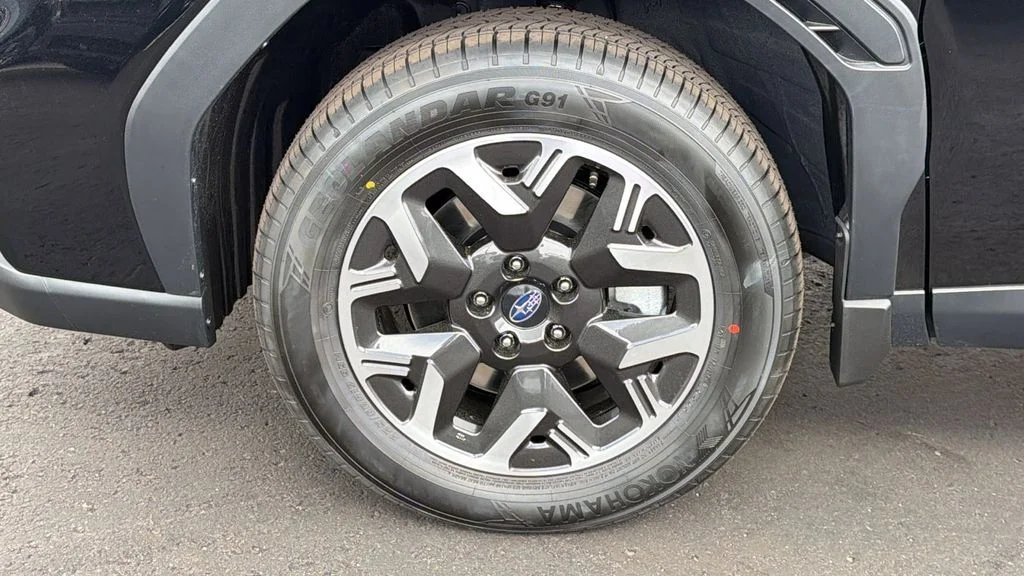 New 2026 CRYSTAL BLACK SILICA Subaru Premium image 9