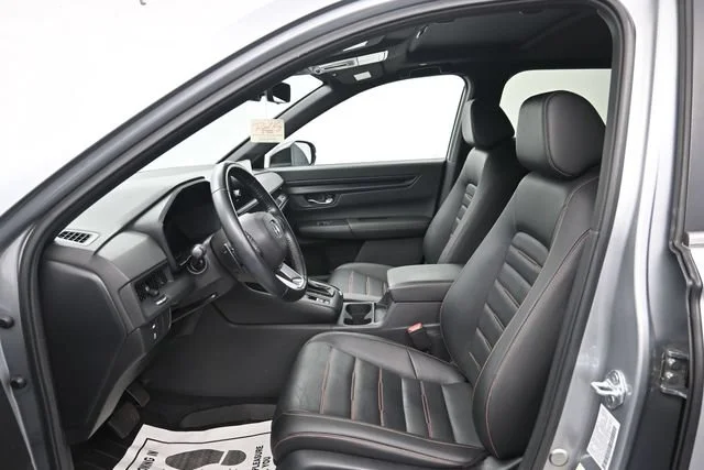 Used 2025 Silver Honda Sport-L image 9