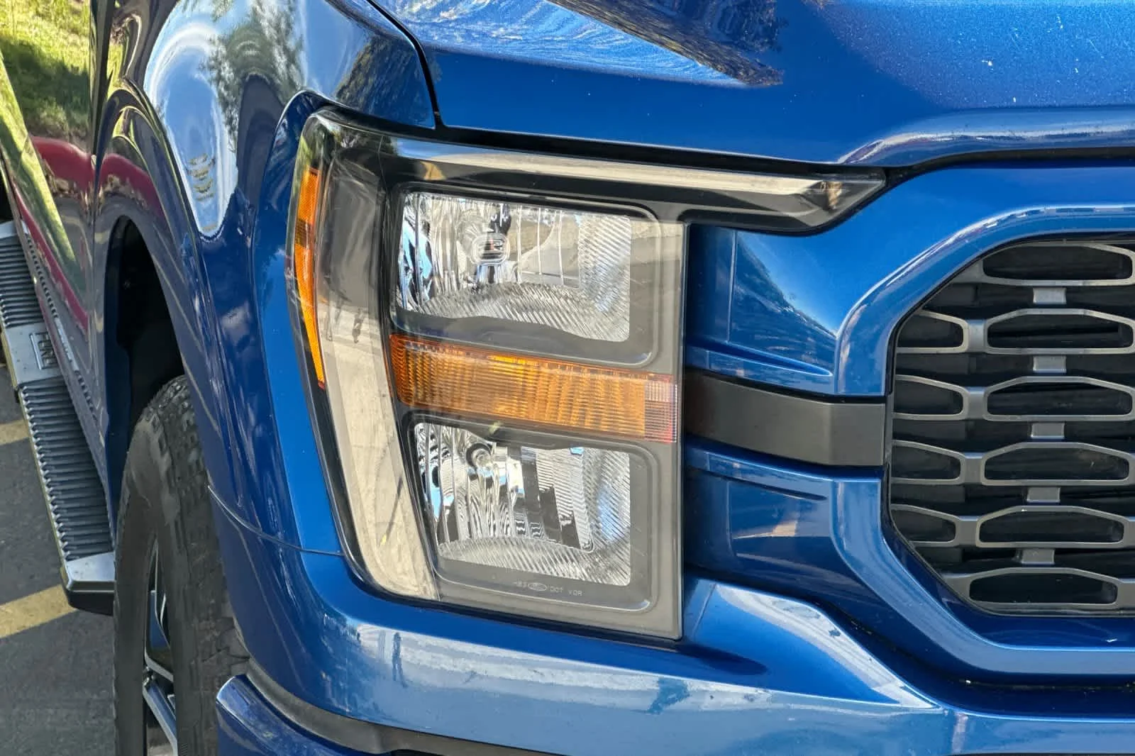 Certified Used 2023 Atlas Blue Metallic Ford XL image 8