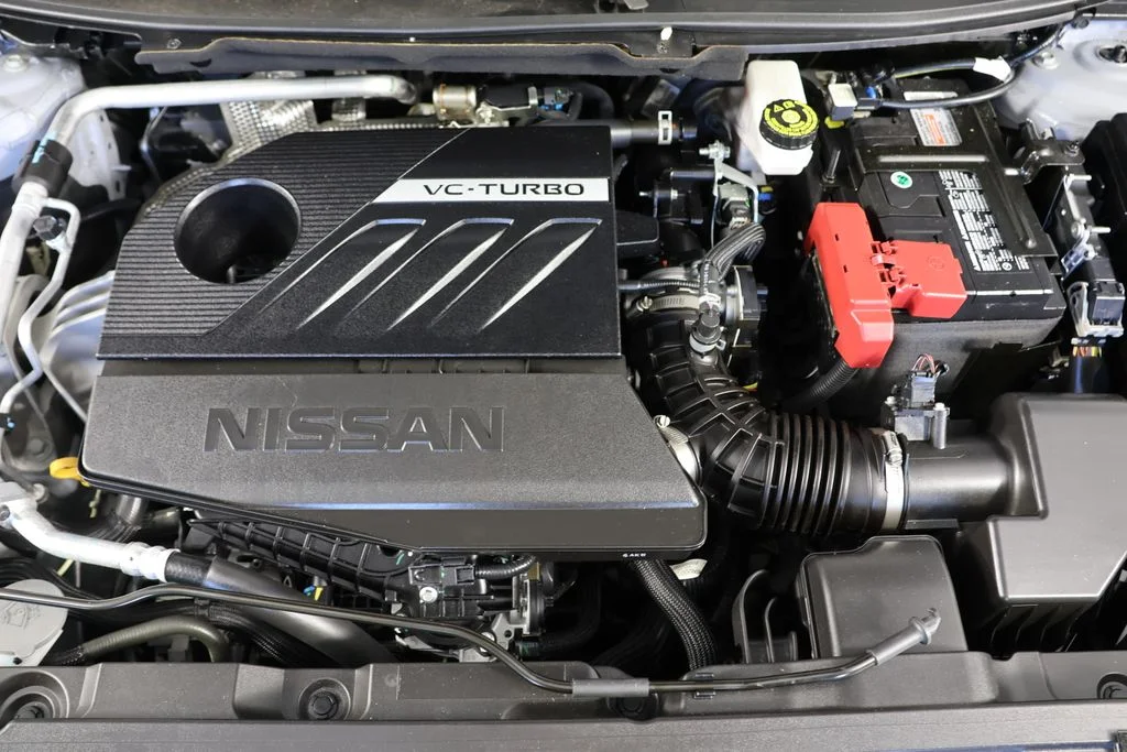 Used 2025 Boulder Gray Nissan SL image 23