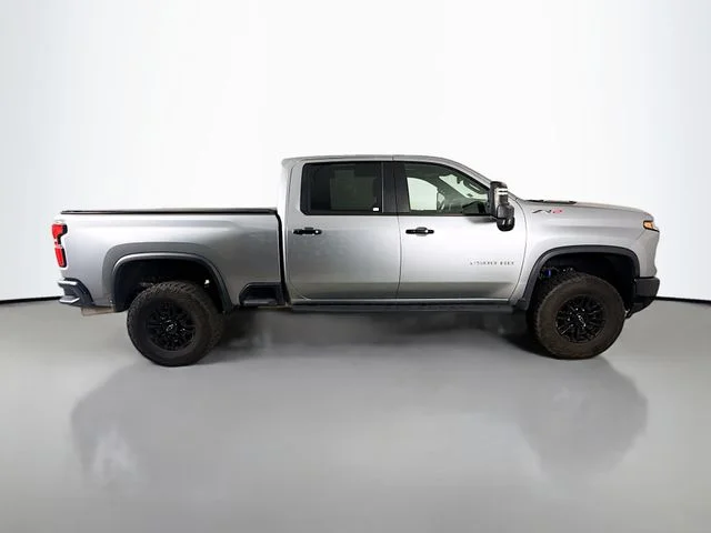 Used 2024 Gray Chevrolet ZR2 image 9