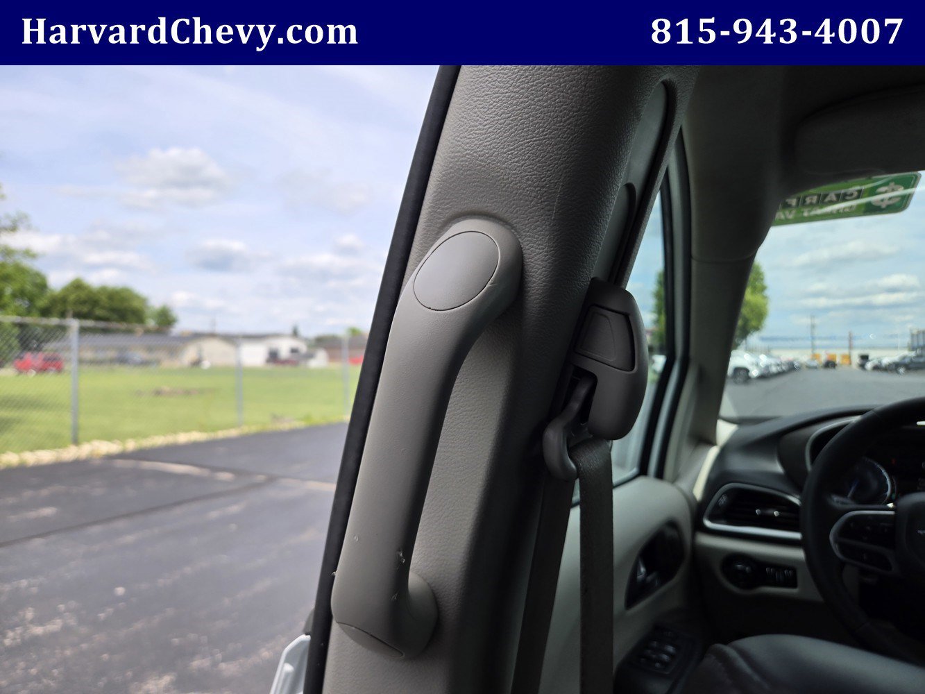 2023 Chrysler Pacifica Touring L - Photo 28