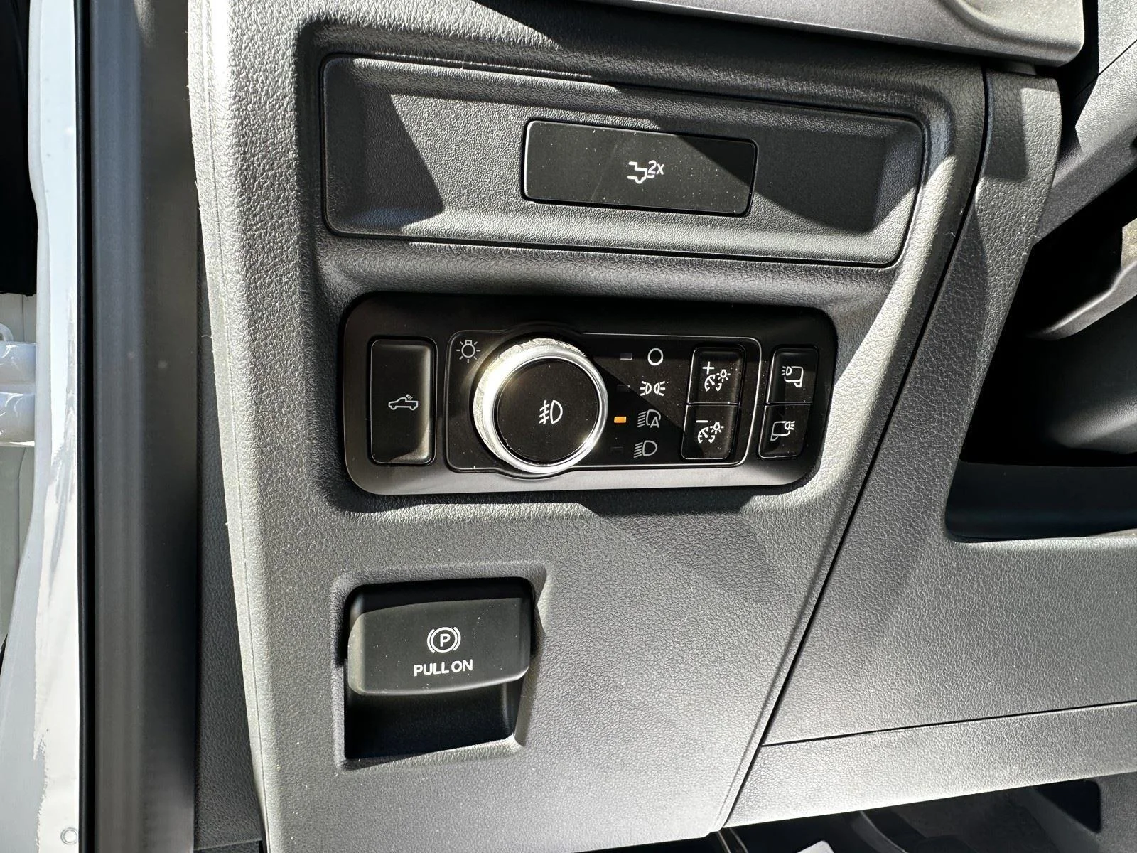 New 2026 Oxford White Ford XLT image 20