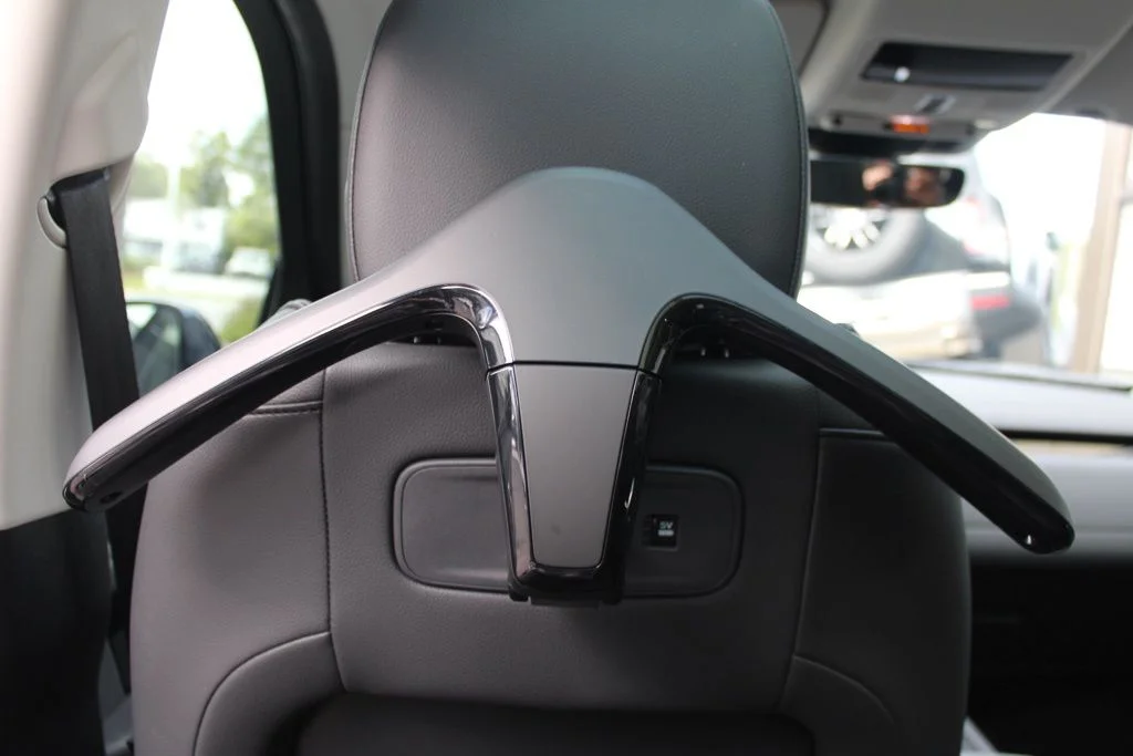 2025 Land Rover Discovery Sport S - Photo 29