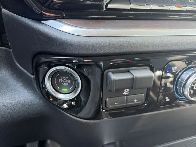 New 2026 Silver GMC SLT image 22