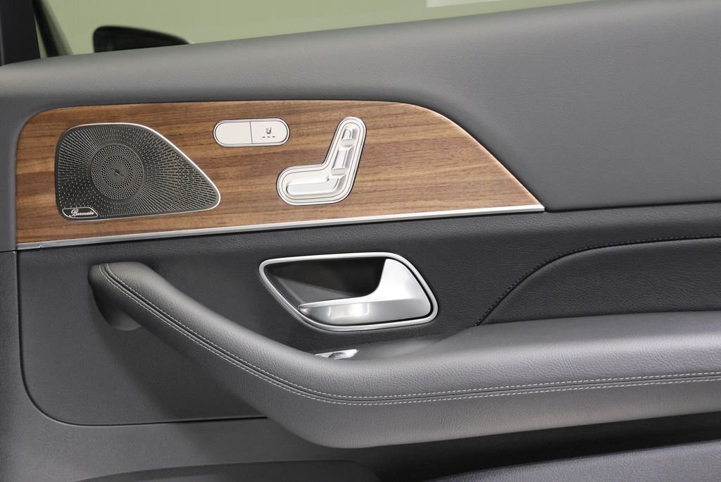 New 2026 Polar White Mercedes-Benz GLS 450 image 53