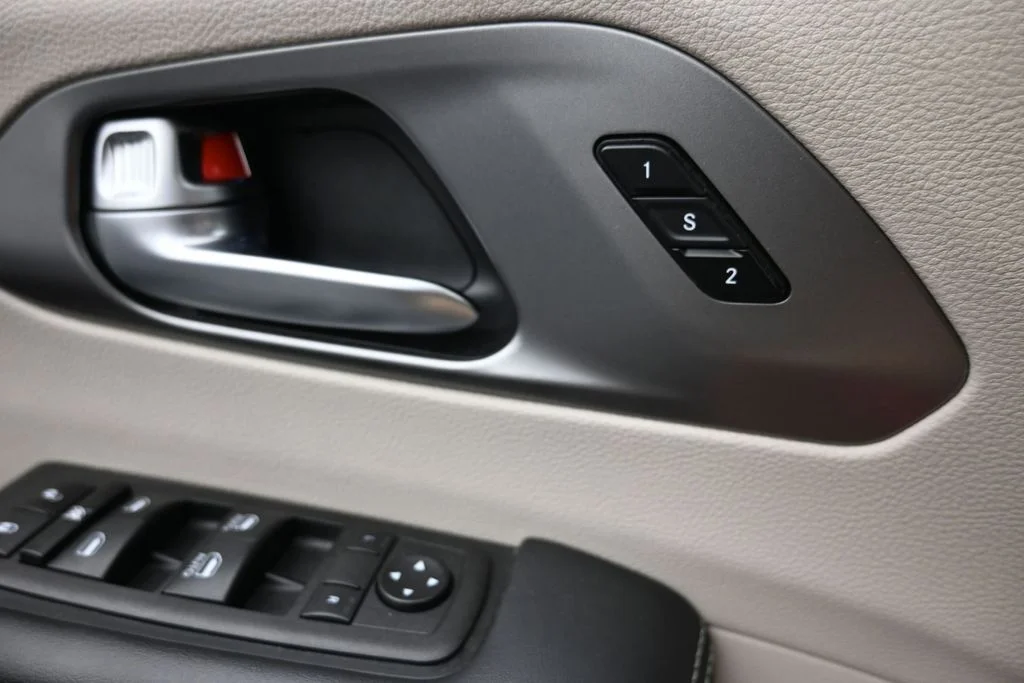 Certified Used 2023 Gray Chrysler Touring L image 23
