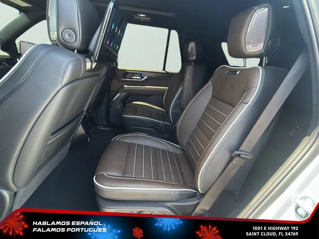 Used 2026 Glacier White Tricoat GMC Denali Ultimate image 26