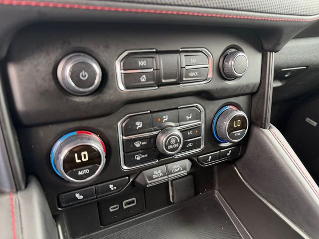 Used 2024 Gray Chevrolet RST image 25