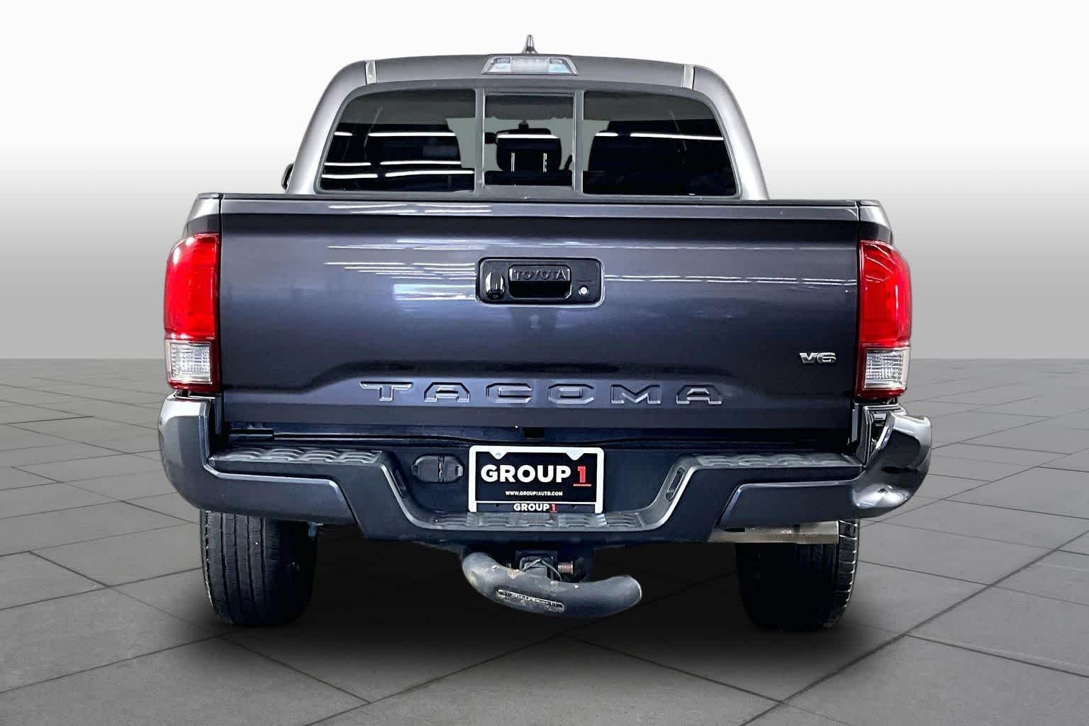 Pre-Owned 2016 Toyota Tacoma TRD Off Road