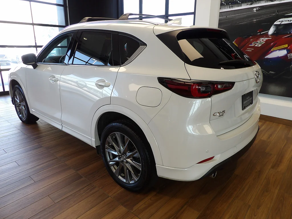 Certified Used 2025 Rhodium White Metallic Mazda 2.5 S Premium Plus image 8