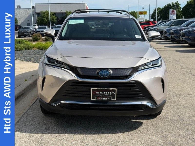 Used 2021 Titanium Toyota XLE image 8
