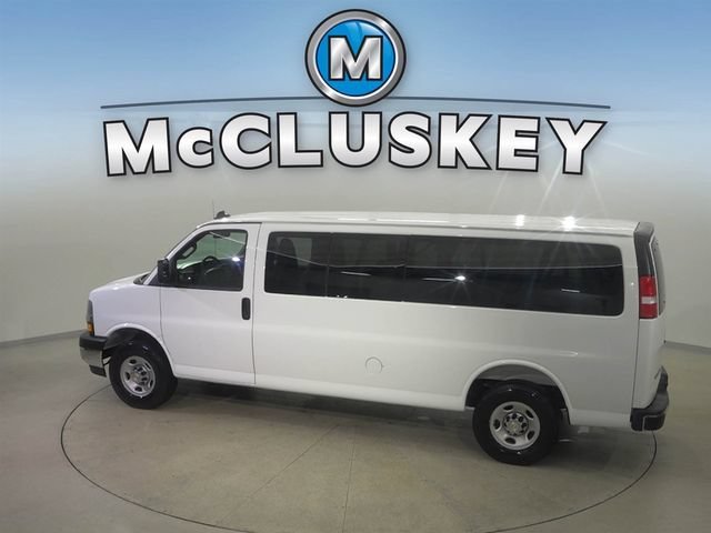 2025 Chevrolet Express Passenger LT - Photo 27