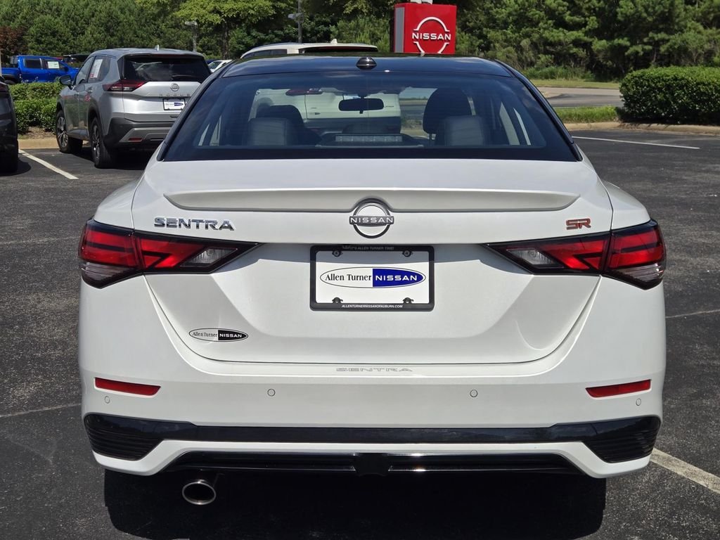 Used 2025 White Nissan SR image 9