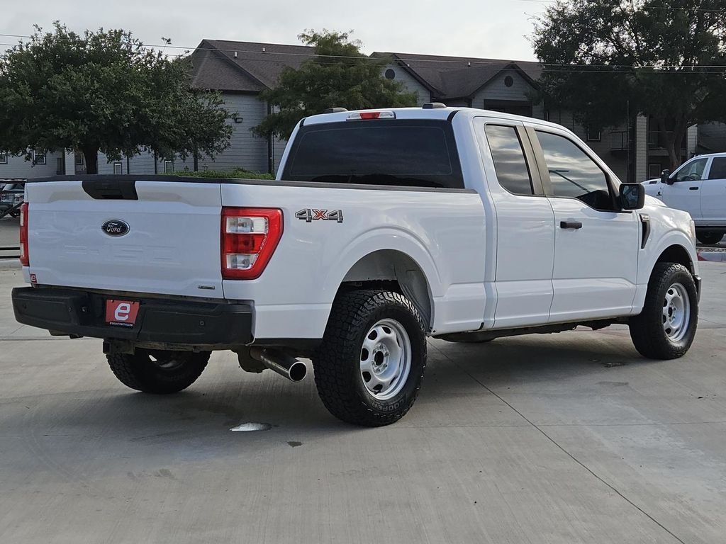 Used 2021 White Ford XL image 8
