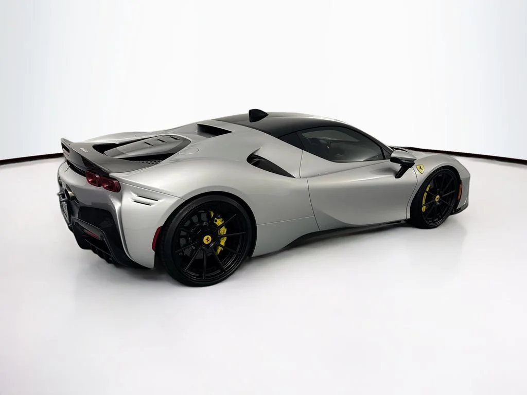 Used 2021 Silver Ferrari  image 5