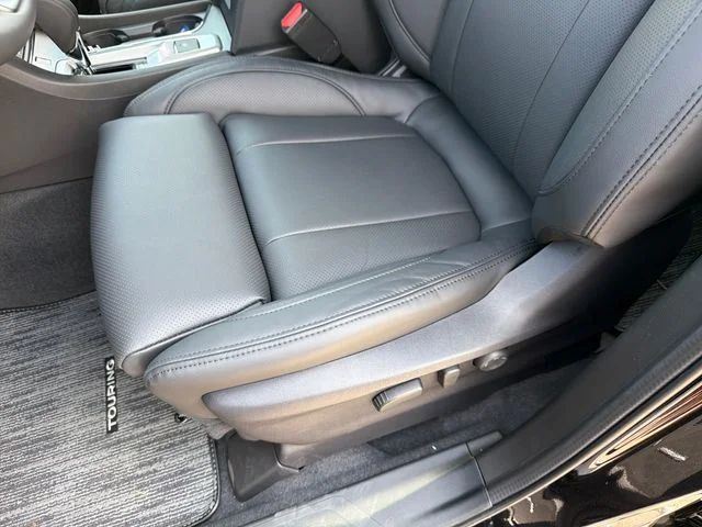 New 2026 CRYSTAL BLACK SILICA Subaru Touring 7-Passenger image 19