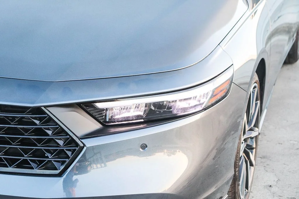 Used 2025  Honda Touring image 5