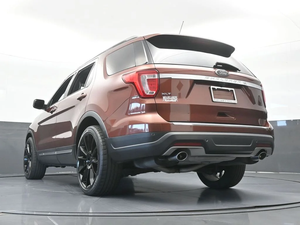Used 2018 Cinnamon Glaze Metallic Ford XLT image 56