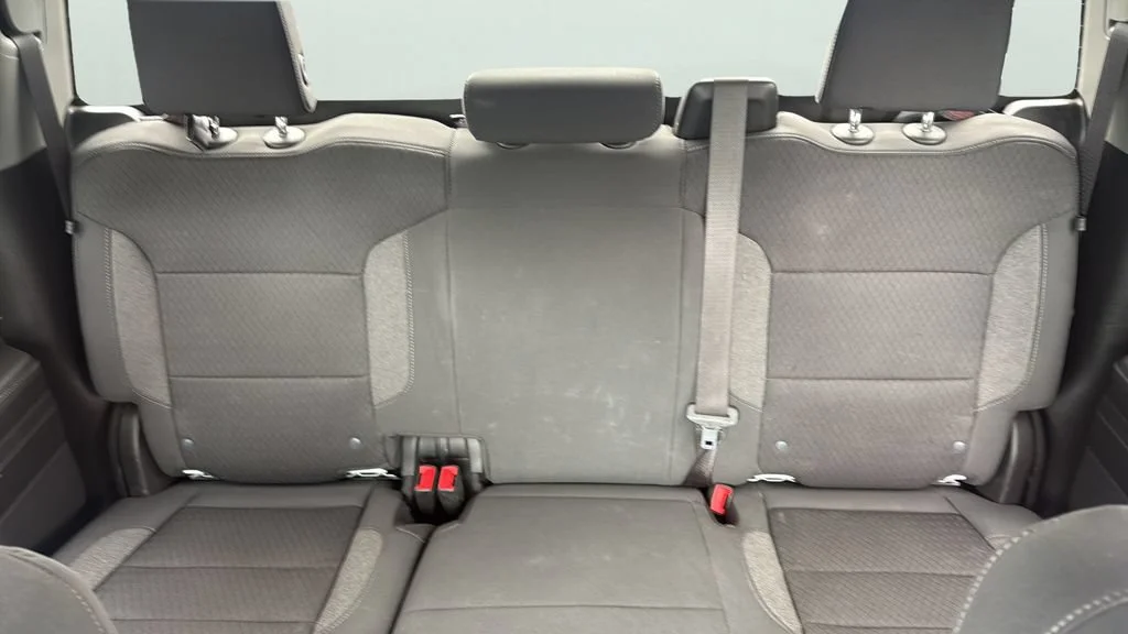 Used 2023 Summit White GMC Elevation image 31