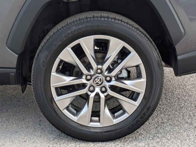 Used 2023 Gray Toyota XLE Premium image 11