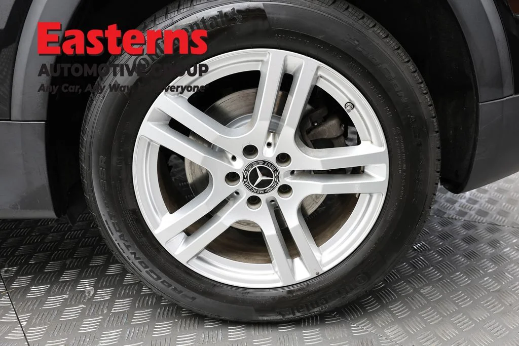 Used 2022 Black Mercedes-Benz GLB 250 image 7