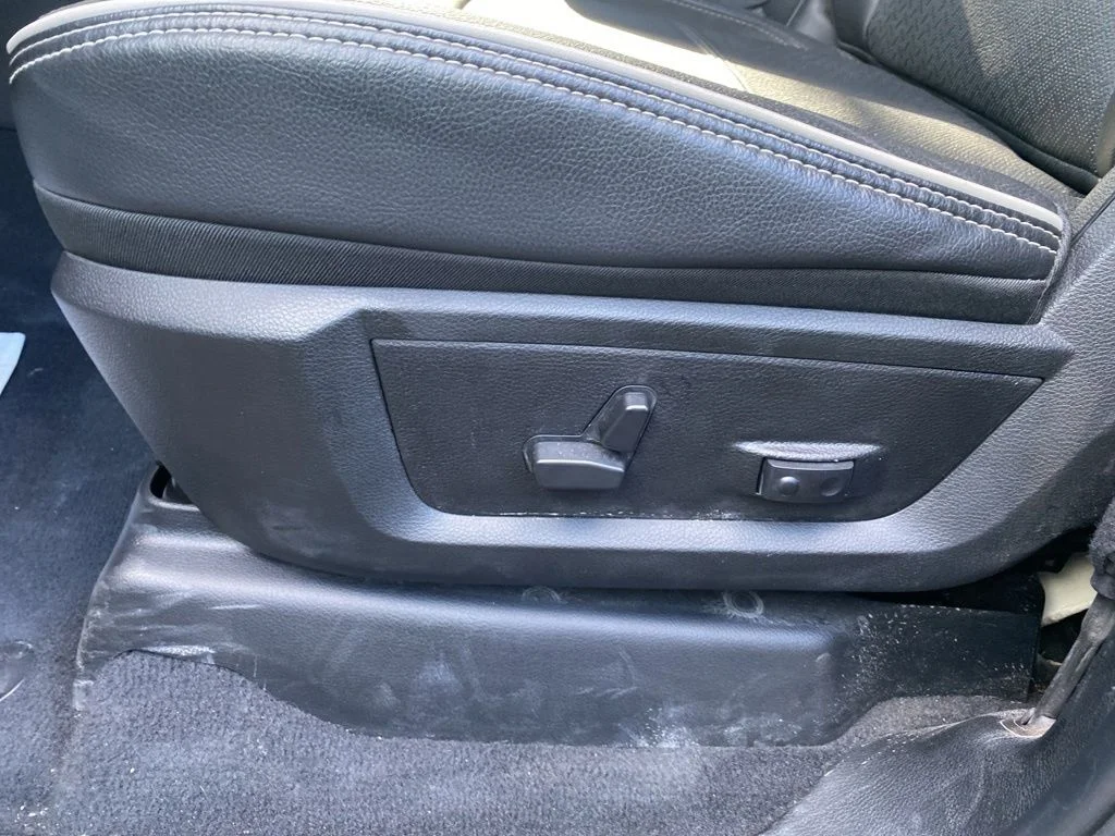 Used 2025 Gray Ram Laramie image 17