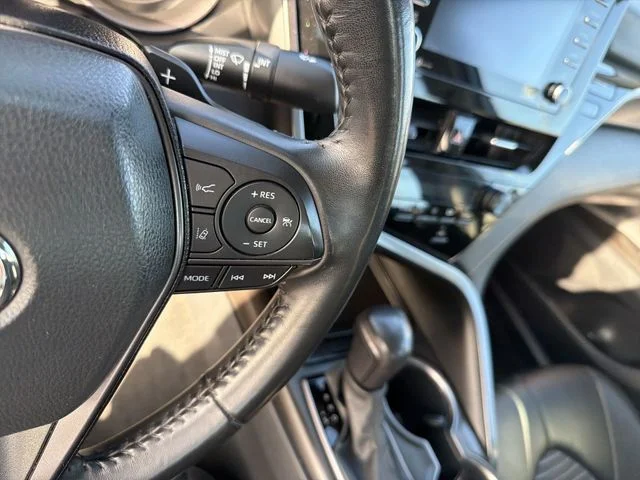2023 Toyota Camry SE - Photo 17
