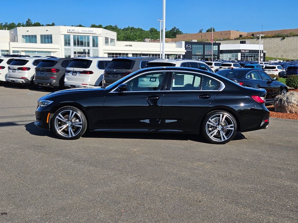 Used 2021 Jet Black BMW 330i xDrive image 4
