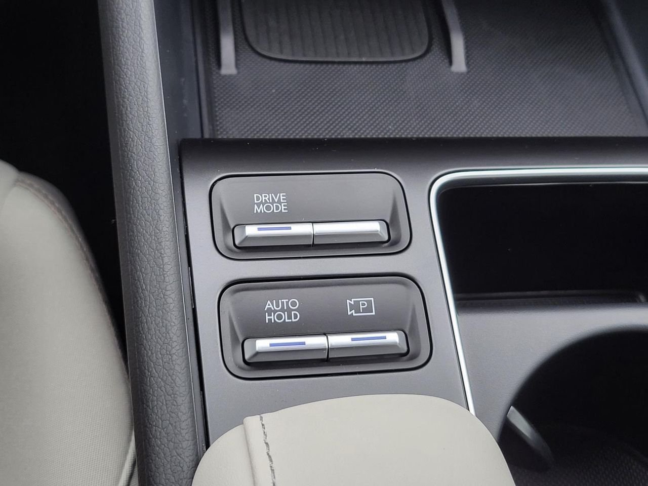 New 2026 Portofino Gray Hyundai SEL Sport image 19
