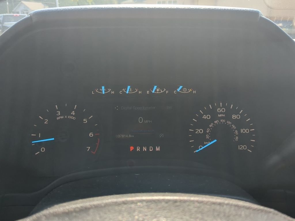 Used 2020 White Ford XL image 16