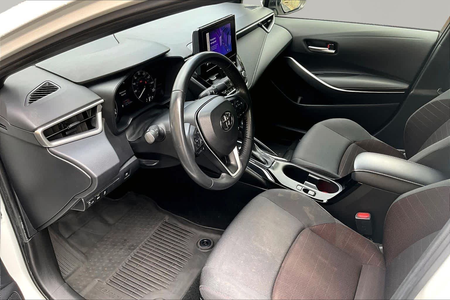 Used 2024 Ice Cap Toyota Hybrid SE image 18