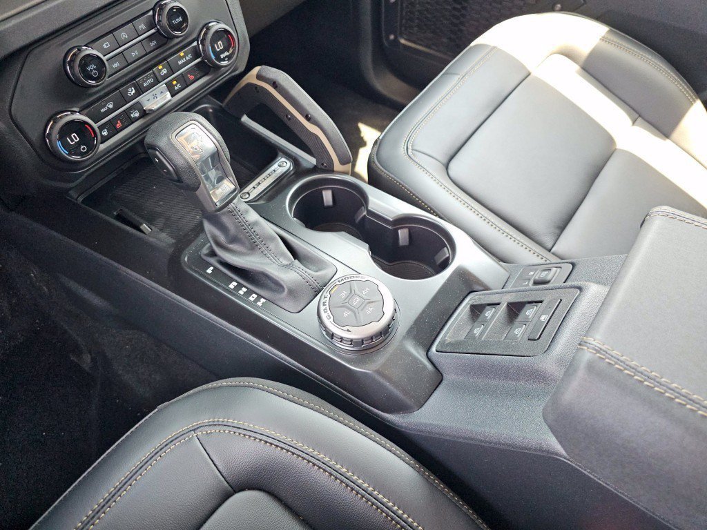 New 2026 Marsh Gray Ford Badlands image 35