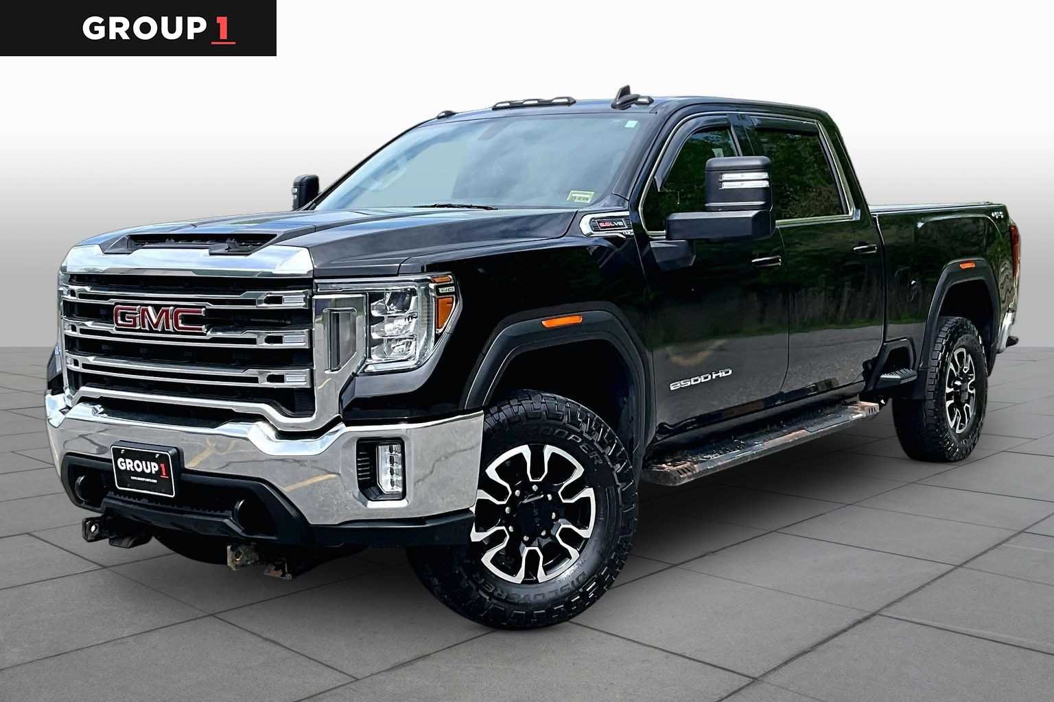 2020 GMC Sierra 4WD Crew Cab Standard Box SLE's photo
