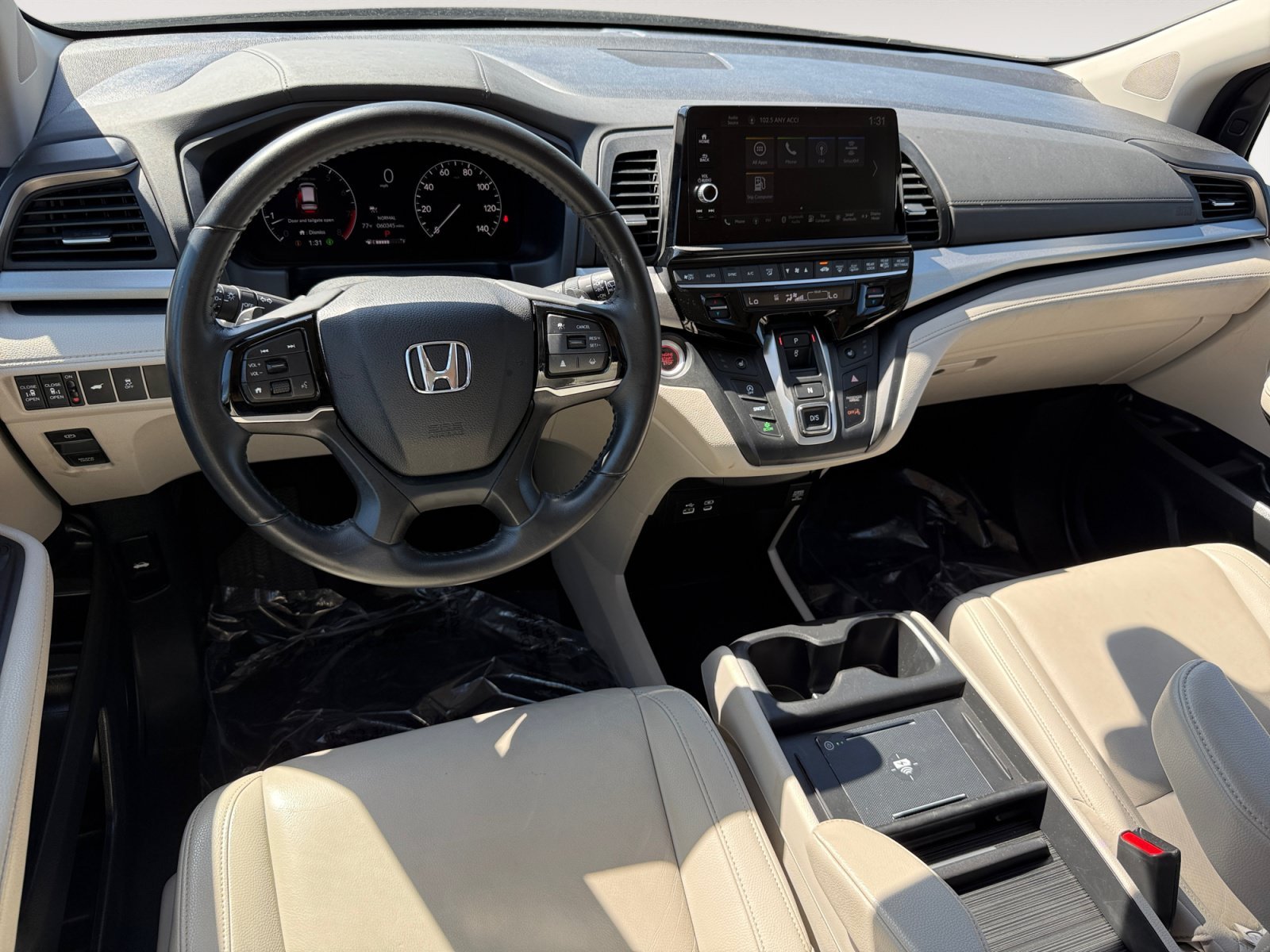 Used 2025 Modern Steel Metallic Honda EX-L image 15