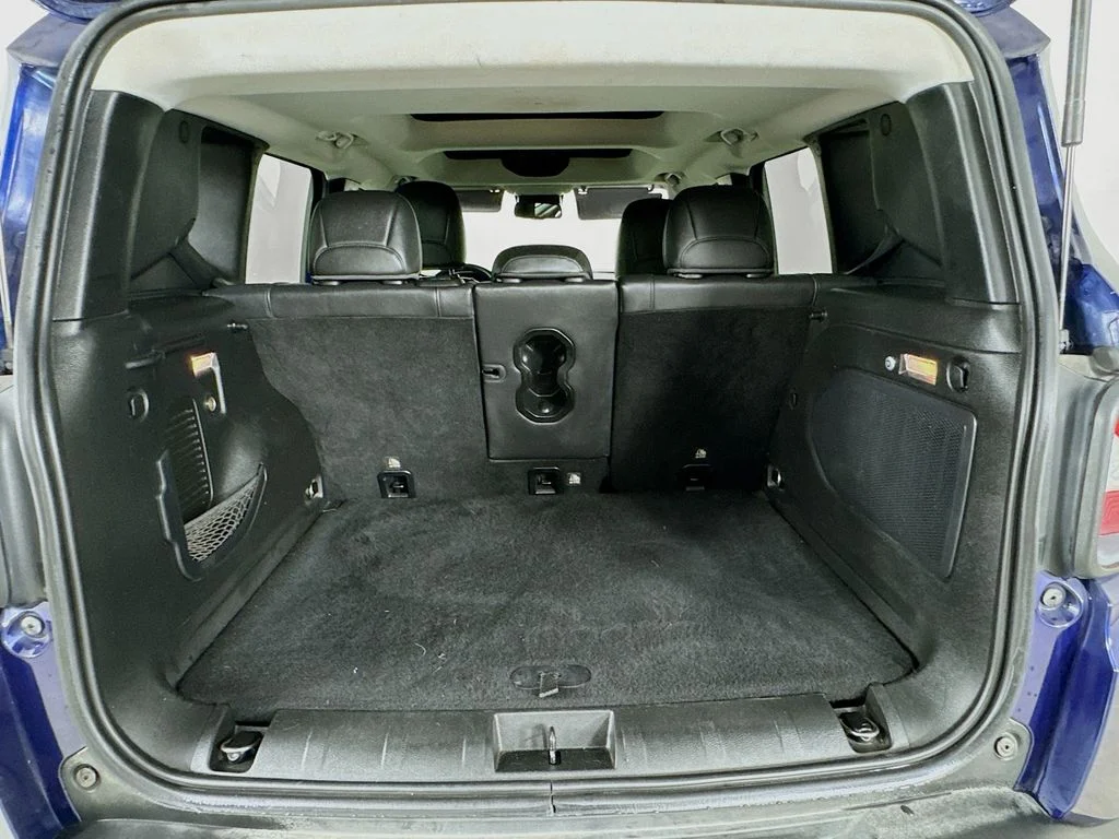 Used 2016 Jetset Blue Jeep Trailhawk image 30