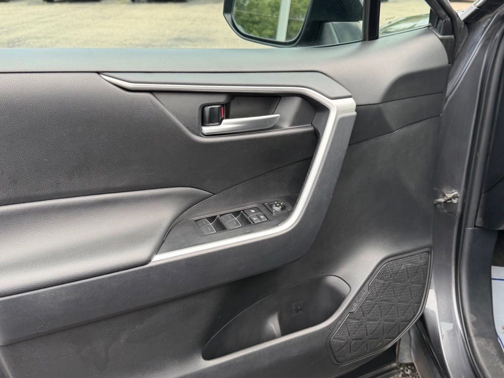 Used 2025 Gray Toyota XLE image 31