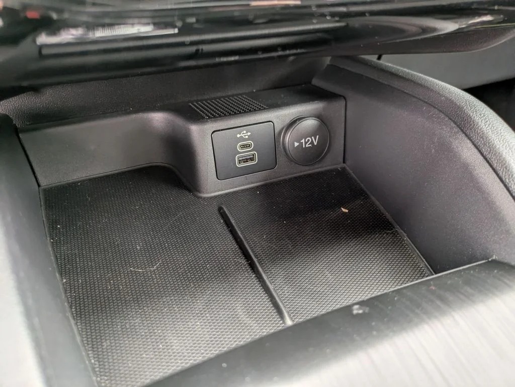 New 2024 Vapor Blue Metallic Ford Plug-in Hybrid image 33