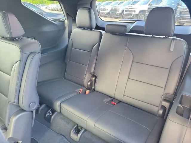 2026 Chevrolet Traverse LT - Photo 11
