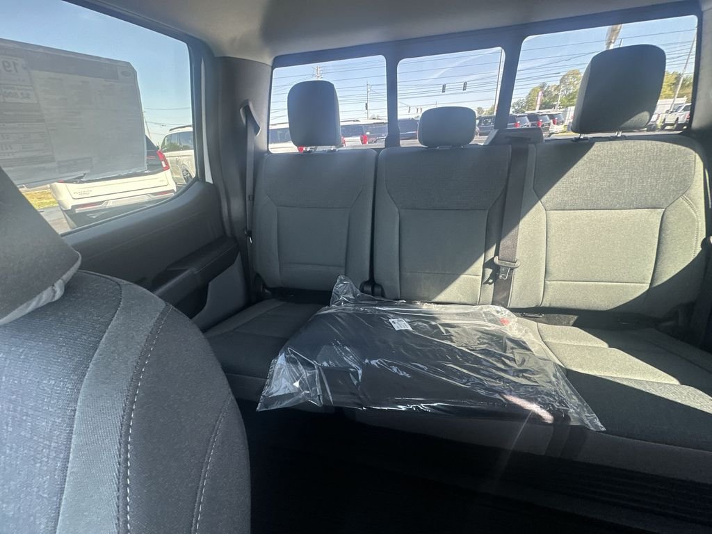 New 2026 Oxford White Ford XLT image 28
