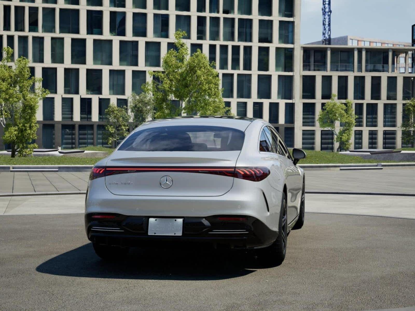 New 2026 MANUFAKTUR Moonlight White Metallic Mercedes-Benz EQS 450+ image 22